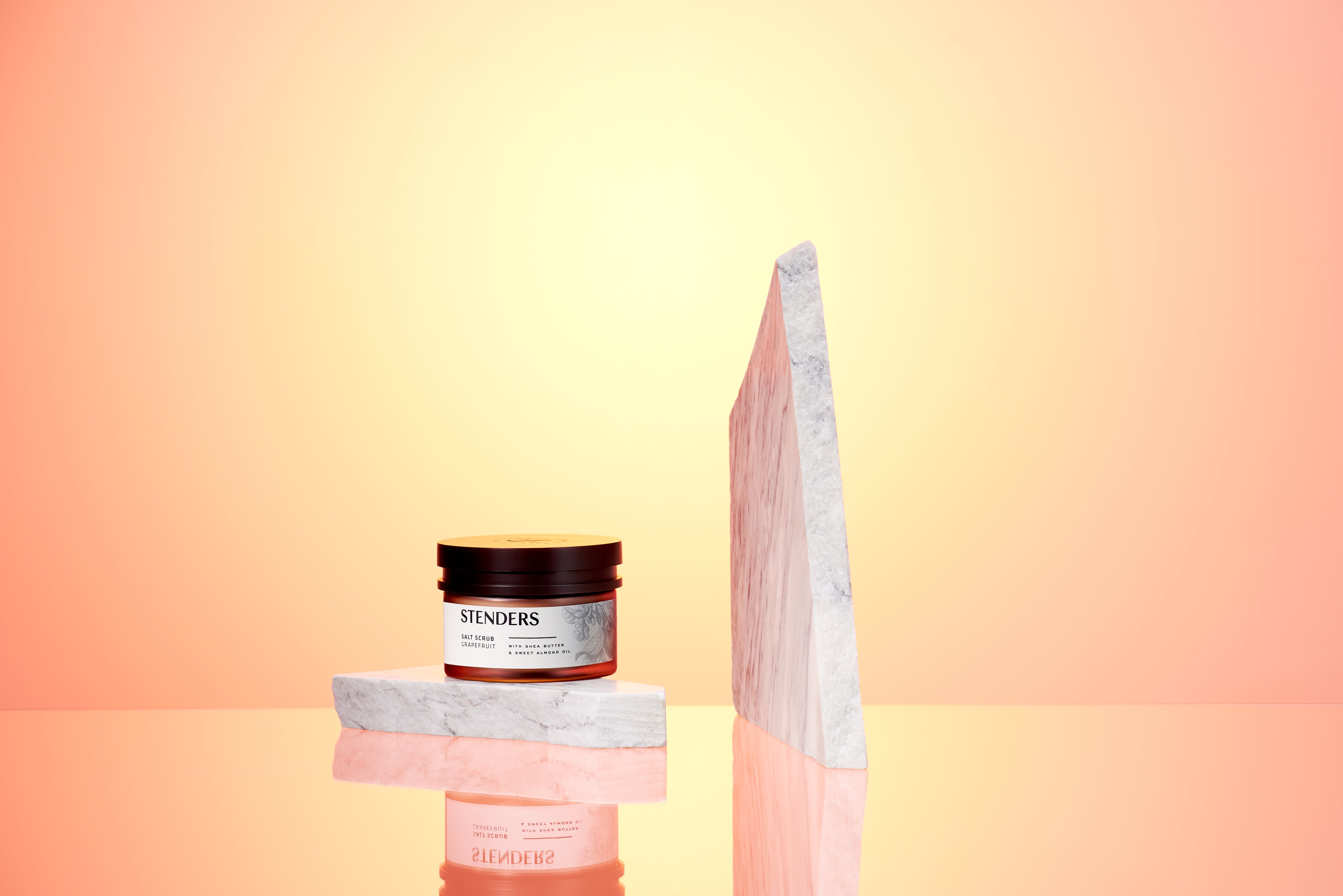 stenders-salt-scrub-grapefruit Scrub corpo al sale di pompelmo