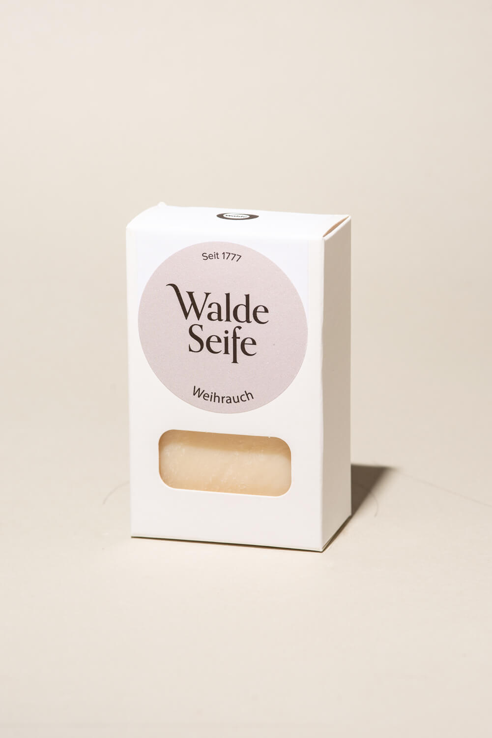 walde-seife-handgeschopfte-seife-weihrauch Savon à l'encens fait main