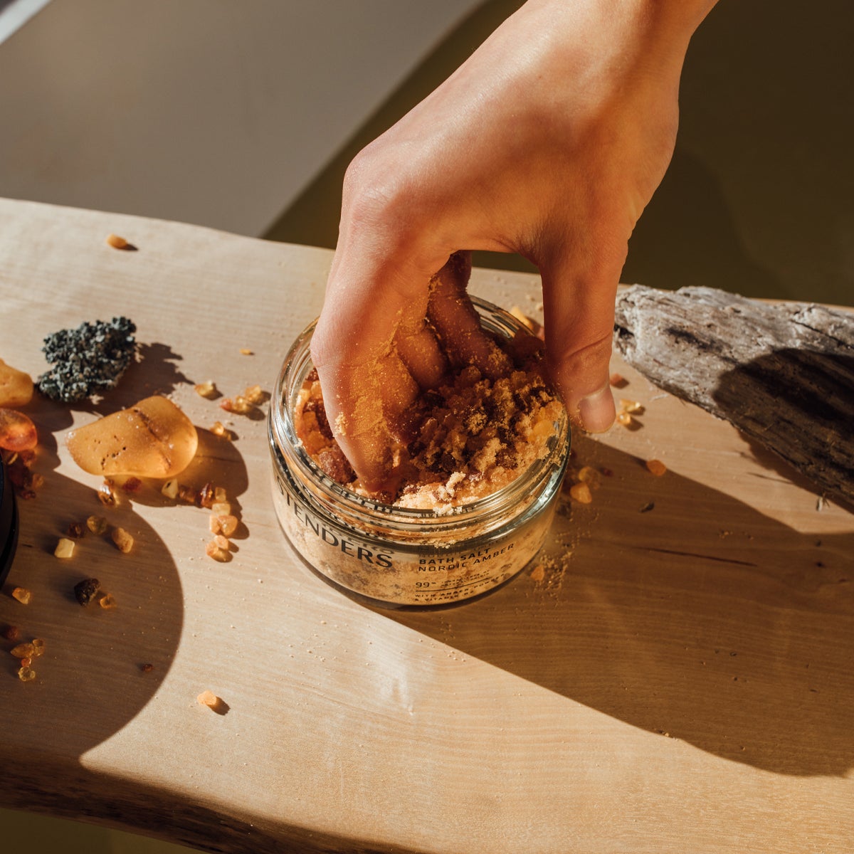 stenders-bath-salt-nordic-amber-3