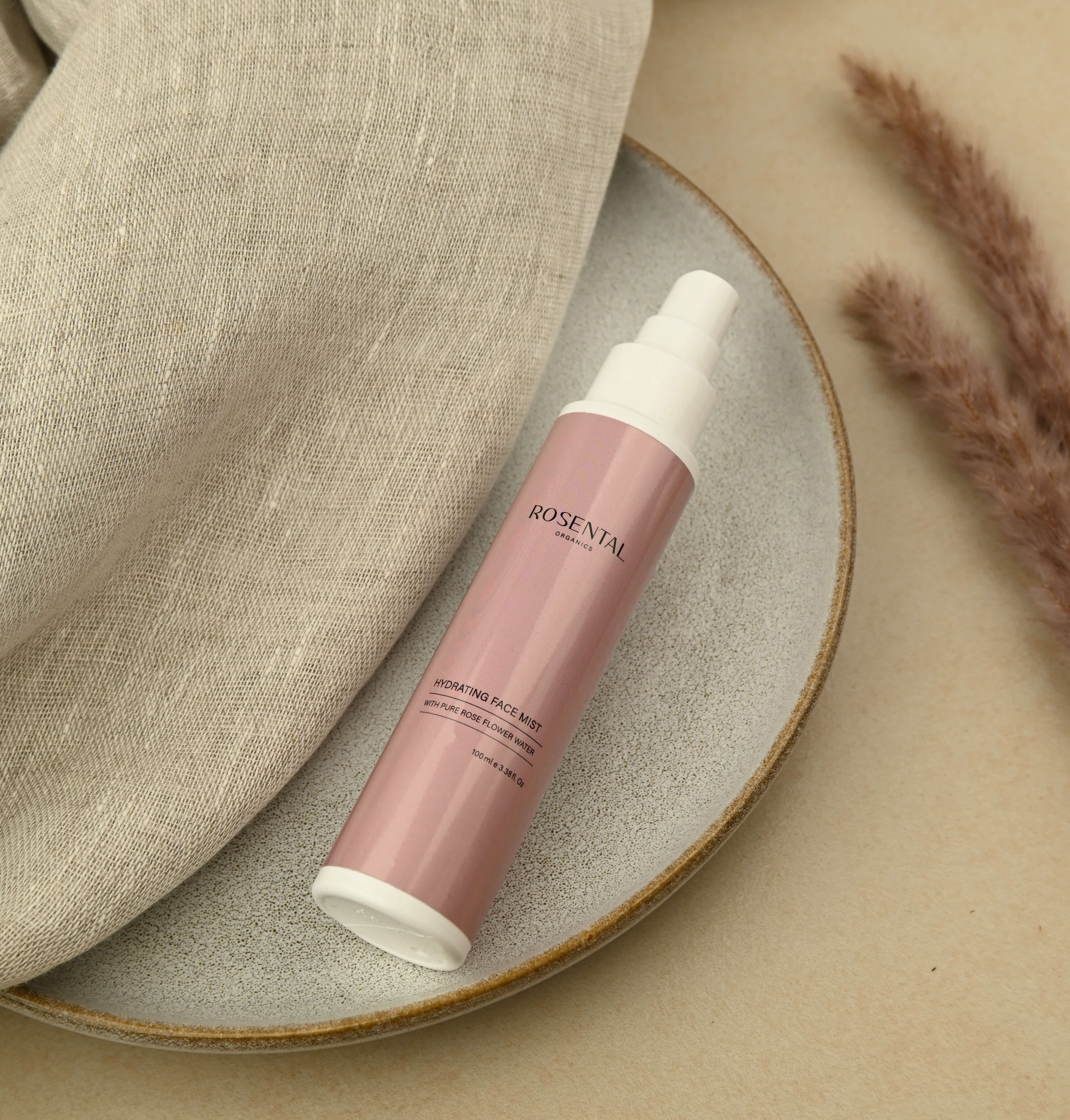 rosental-organics-4260576410016-hydration-mist-bild5 Hydrating Face Mist | à l'eau florale de rose pure