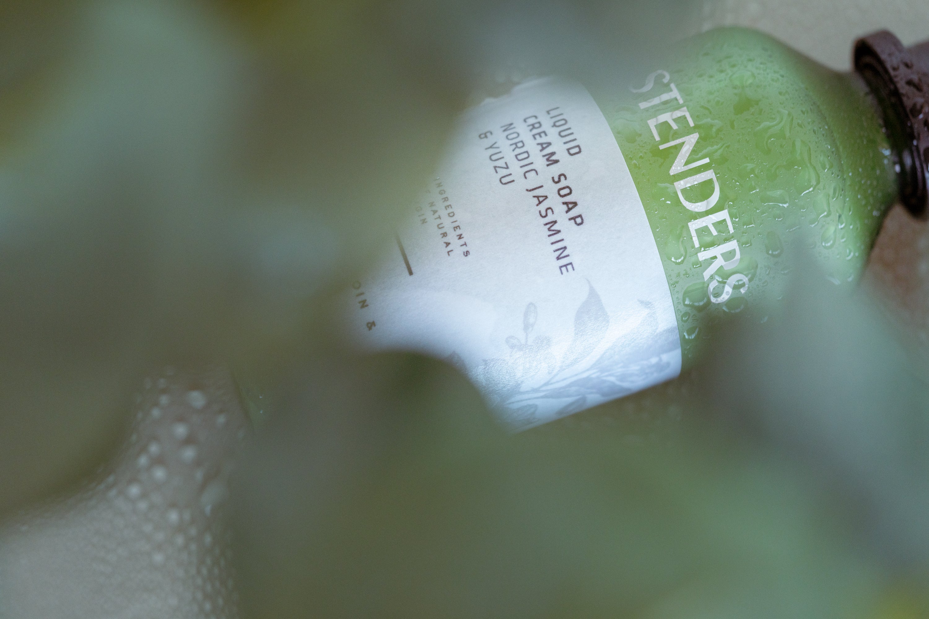 stenders-liquid-cream-soap-nordIc-jasmine-yuzu-02 Sapone liquido in crema Gelsomino e verbena nordica